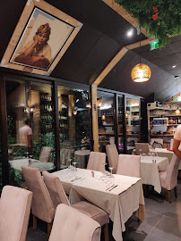 Atmosphère du Restaurant marocain La Tajine d'Or à Joinville-le-Pont - n°11