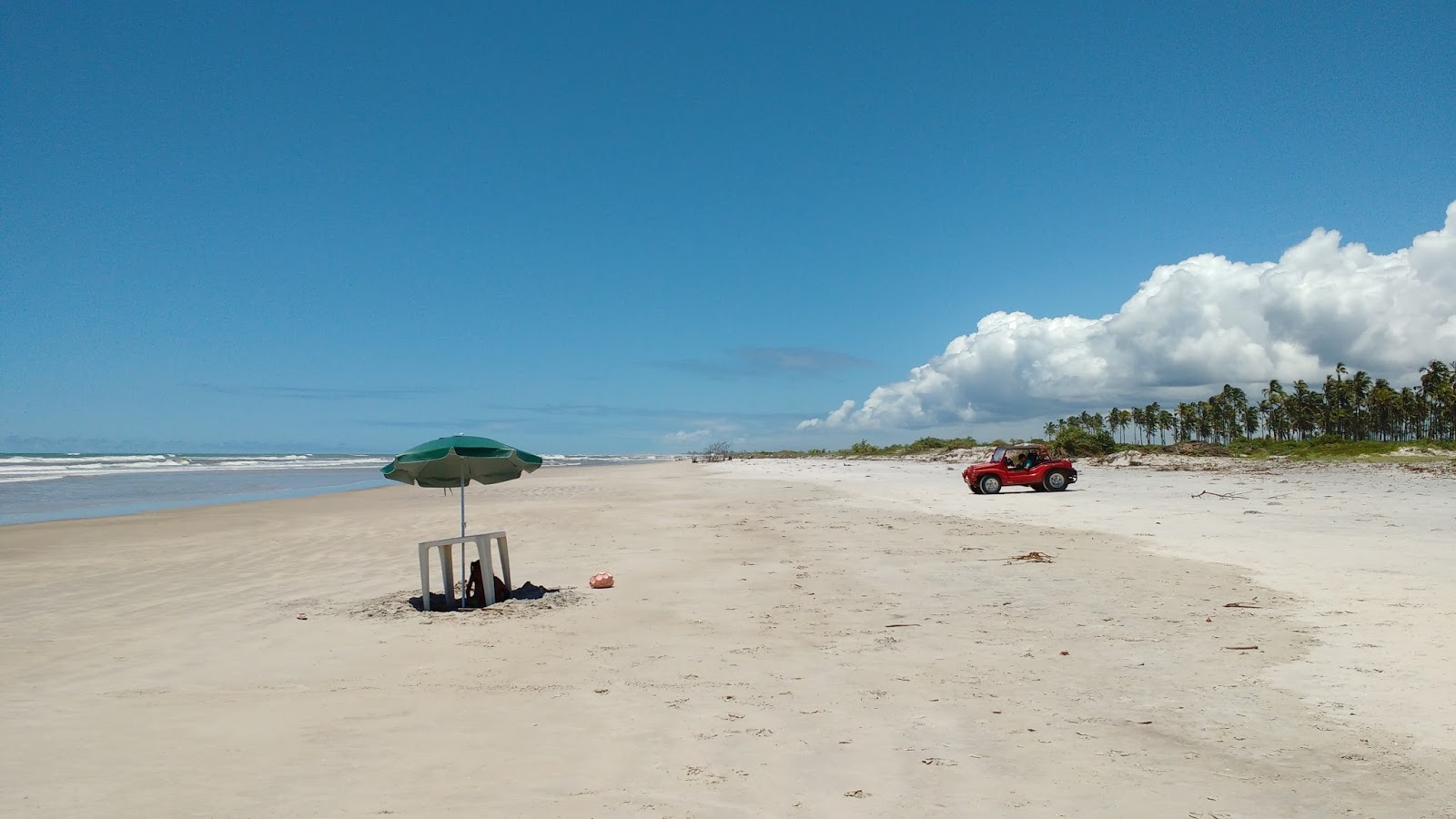 Foto von Praia Real de Comandatuba mit lange, gerade küste