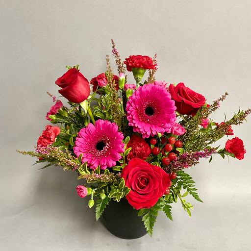 Florist «Kent Floral Co.», reviews and photos, 1109 S Water St, Kent, OH 44240, USA