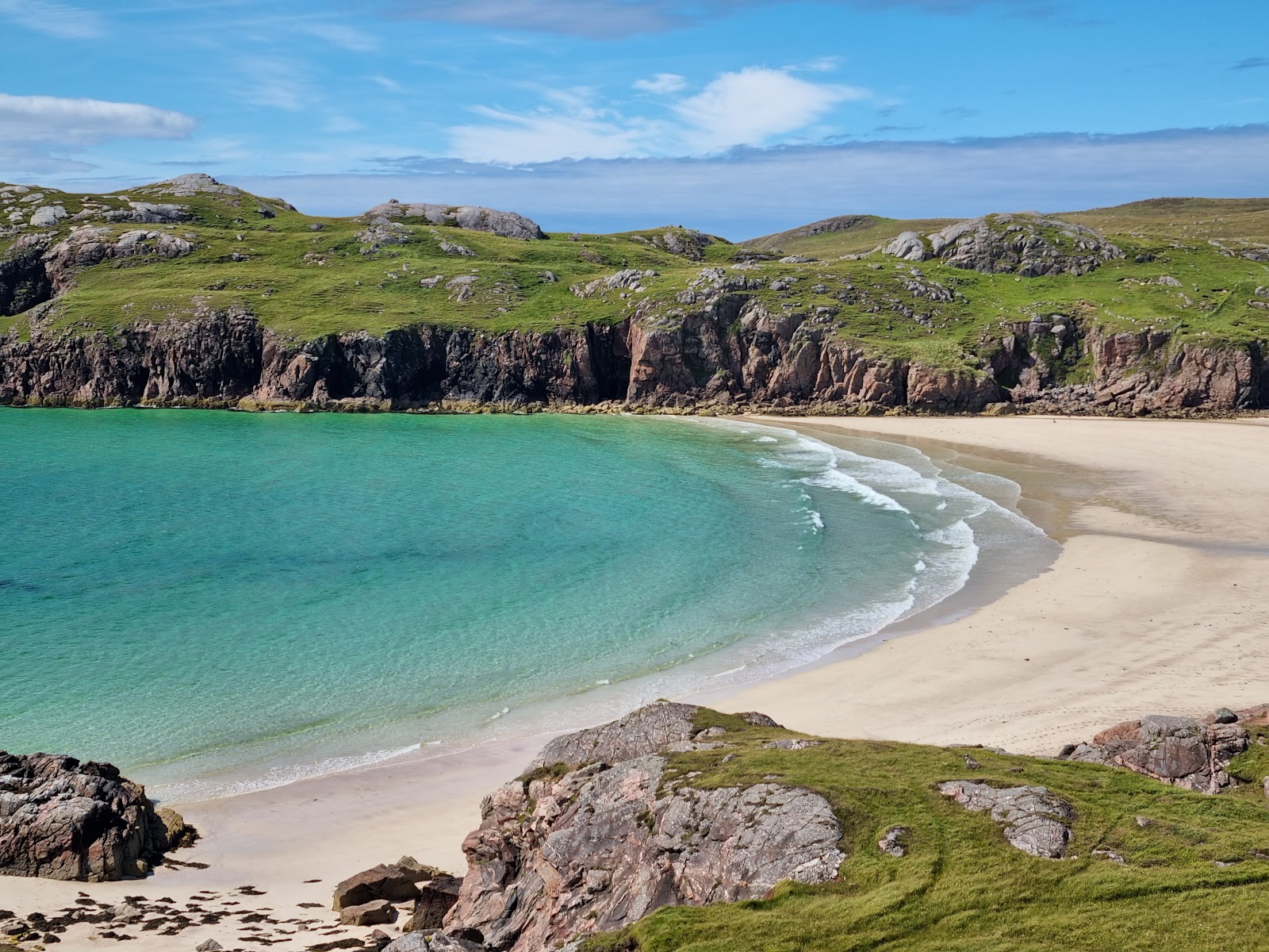 Oldshoremore Beach'in fotoğrafı çok temiz temizlik seviyesi ile