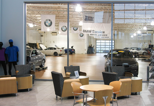 BMW Dealer «Niello BMW Elk Grove», reviews and photos, 8580 Laguna Grove Dr, Elk Grove, CA 95757, USA