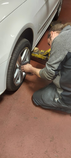 Car Dealer «G & M Automotive», reviews and photos, 11825 Belair Rd, Kingsville, MD 21087, USA