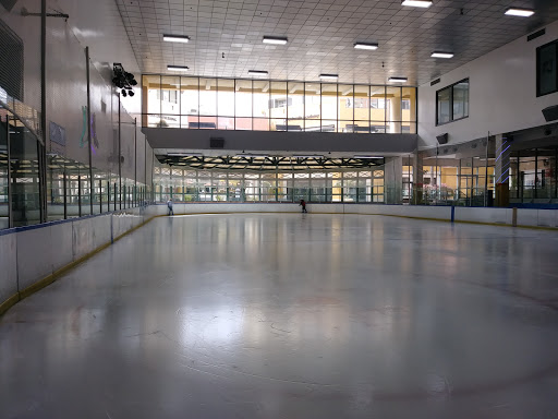 Shopping Mall «Promenade On The Peninsula», reviews and photos, 550 Deep Valley Dr, Rolling Hills Estates, CA 90274, USA