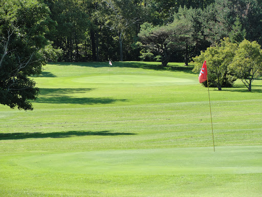 Public Golf Course «Lake Park Golf Course», reviews and photos, 3133 E Newberry Blvd, Milwaukee, WI 53211, USA