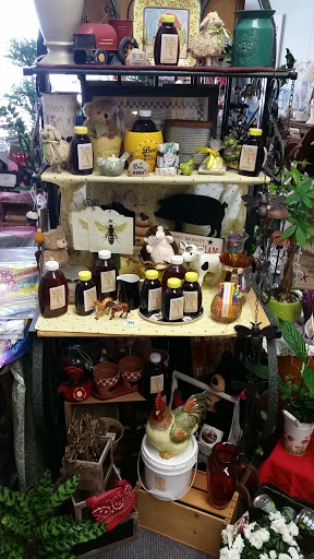 Florist «SHEILA`S COUNTRY ROSE FLORIST», reviews and photos, 835 C St Suite 190, Galt, CA 95632, USA