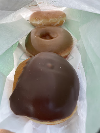 Bakery «Krispy Kreme Doughnuts», reviews and photos, 1024 W Gladstone St, San Dimas, CA 91773, USA
