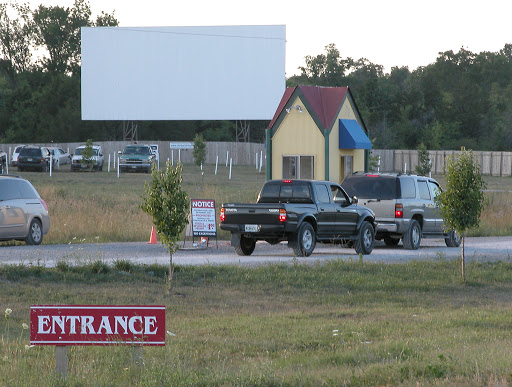 Drive-in Movie Theater «Stardust Drive In Theatre», reviews and photos, 310 Purple Tiger Dr, Watertown, TN 37184, USA