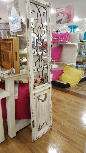 Department Store «HomeGoods», reviews and photos, 5850 University Dr NW a, Huntsville, AL 35806, USA