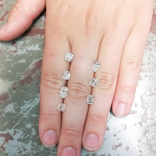 Jewelry Store «Williams Diamond Center», reviews and photos, 2823 London Rd # 4, Eau Claire, WI 54701, USA