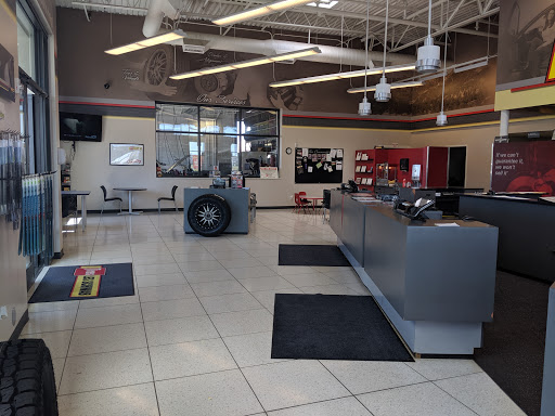 Tire Shop «Les Schwab Tire Center», reviews and photos, 10489 Chambers Rd, Commerce City, CO 80022, USA