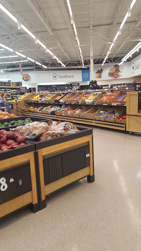 Department Store «Walmart Supercenter», reviews and photos, 1200 Marketplace Dr, Rochester, NY 14623, USA