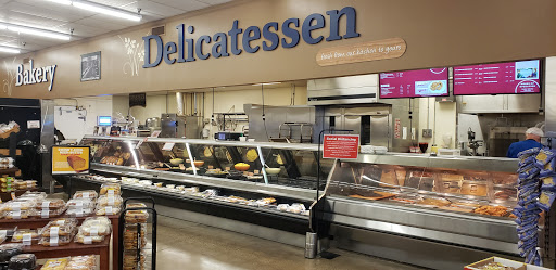 Grocery Store «Family Fare Supermarket», reviews and photos, 724 N University Dr, Fargo, ND 58102, USA