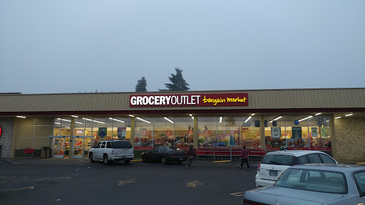 Grocery Store «Grocery Outlet Bargain Market», reviews and photos, 2060 River Rd, Eugene, OR 97404, USA