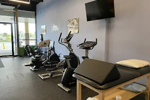 Ivy Rehab HSS Physical Therapy Center of Excellence image