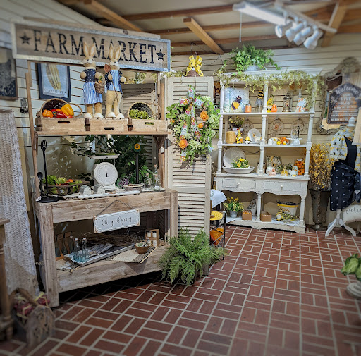 Gift Shop «The Stable Home Decor», reviews and photos, 101 Co Rd 557A, Lake Alfred, FL 33850, USA