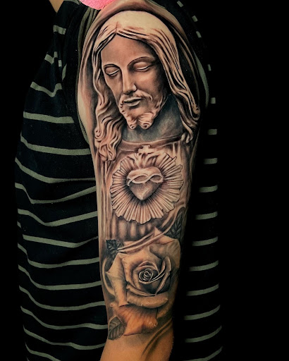 Explore tree tattoo ideas for men, creative tattoo ideas in Fontana, available at Iconiq Tattoo Studio