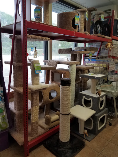 Pet Store «Crystal Clear Family Pets», reviews and photos, 33 High St, Ellsworth, ME 04605, USA