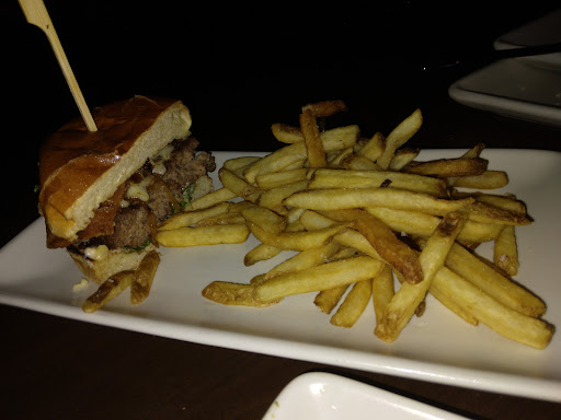 Shopping Mall «Scottsdale Waterfront», reviews and photos, 7135 E Camelback Rd #165, Scottsdale, AZ 85251, USA