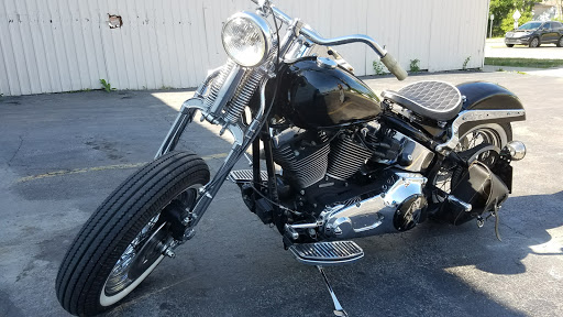 Auto Body Shop «Car Tech Auto Clinic Inc», reviews and photos, 111 Edison Ct, Waukegan, IL 60085, USA