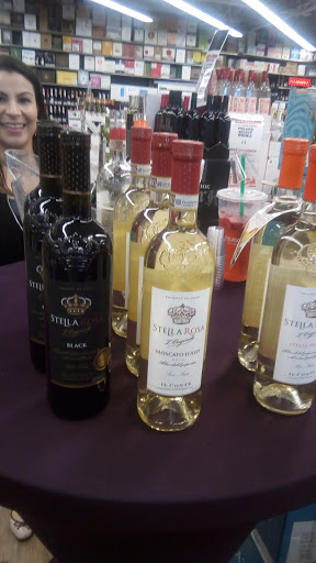 Liquor Store «Wine & Liquor Superstore», reviews and photos, 815 Hutchinson River Pkwy, Bronx, NY 10465, USA