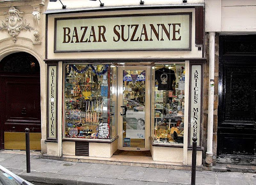 Librairie Bazar Suzanne Paris