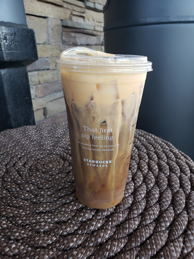 Coffee Shop «Starbucks», reviews and photos, 1720 S Orange Blossom Trail, Apopka, FL 32703, USA