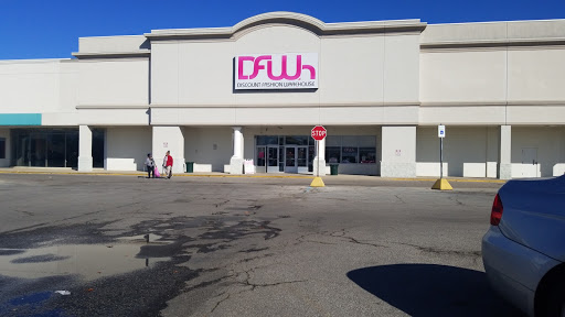 Discount Store «Discount Fashion Warehouse Great Western», reviews and photos, 110 N Wilson Rd, Columbus, OH 43204, USA