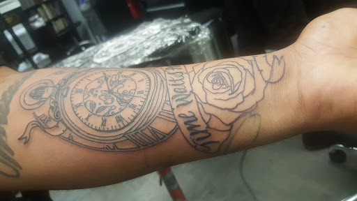 Tattoo Shop «Showdown Tattoo», reviews and photos, 19751 Valley Blvd, Walnut, CA 91789, USA