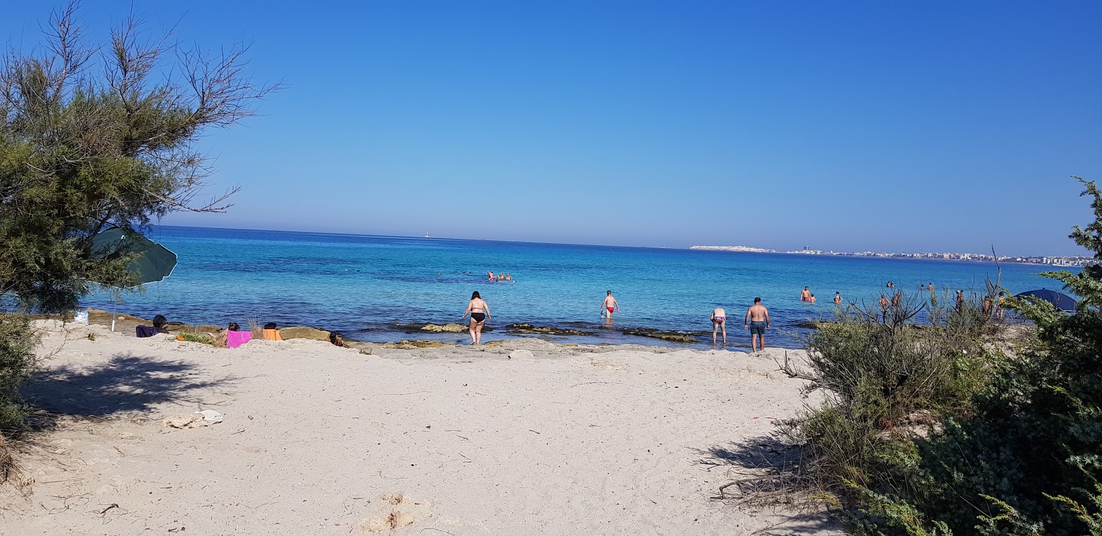Foto von Spiaggia la Sujana - beliebter Ort unter Entspannungskennern