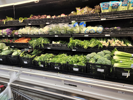 Grocery Store «H-E-B Grocery», reviews and photos, 225 I-35, Pearsall, TX 78061, USA