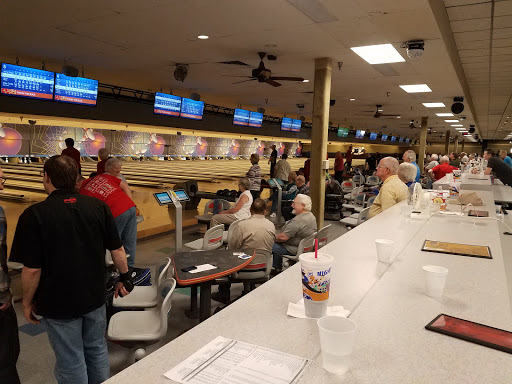 Bowling Alley «Royal Pin Leisure Center», reviews and photos, 1010 US-31, Greenwood, IN 46143, USA