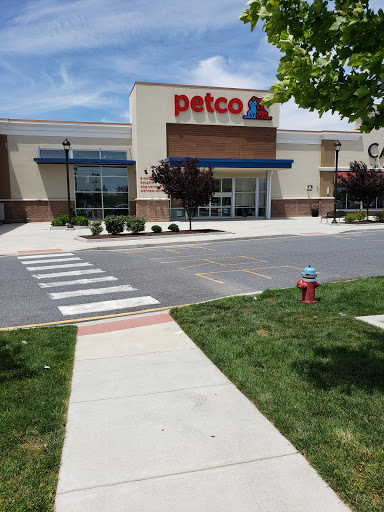 Pet Supply Store «Petco Animal Supplies», reviews and photos, 1574 N Dupont Hwy #300, Dover, DE 19901, USA
