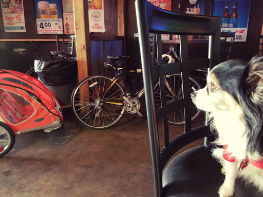 Bar & Grill «The Warehouse Bar & Grill», reviews and photos, 3346 S Peoria Ave, Tulsa, OK 74105, USA