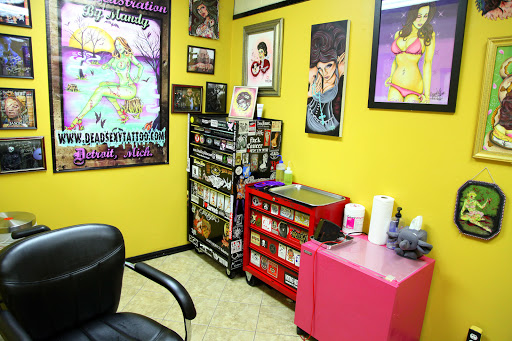 Tattoo Shop «Lucky Monkey Tattoo Parlour», reviews and photos, 3024 Packard Rd, Ann Arbor, MI 48108, USA
