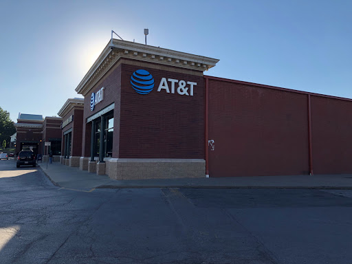 AT&T, 4015 Mill St, Kansas City, MO 64111, USA, 