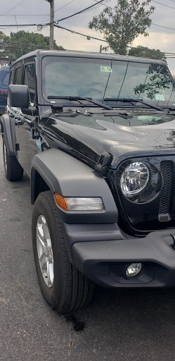 Used Car Dealer «Hertz Car Sales Rockville Centre», reviews and photos, 1297 Woodfield Rd, Rockville Centre, NY 11570, USA