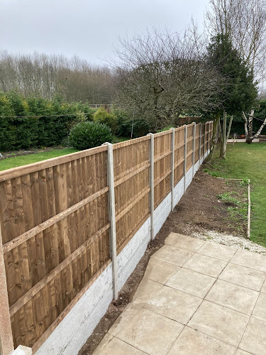 Reviews of Eddie's Quality Garden Fencing Supplied & Fitted in Birmingham - Landscaper