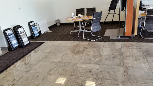 BMW Dealer «BMW of Oyster Bay», reviews and photos, 145 Pine Hollow Rd, Oyster Bay, NY 11771, USA