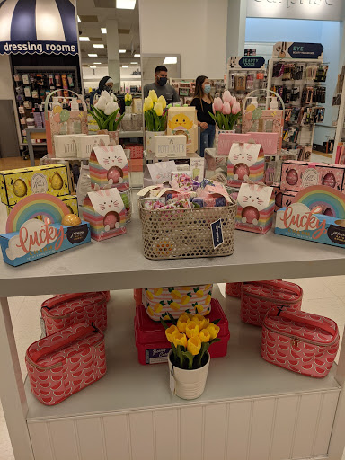 Department Store «Marshalls», reviews and photos, 3000 Grapevine Mills Pkwy, Grapevine, TX 76051, USA