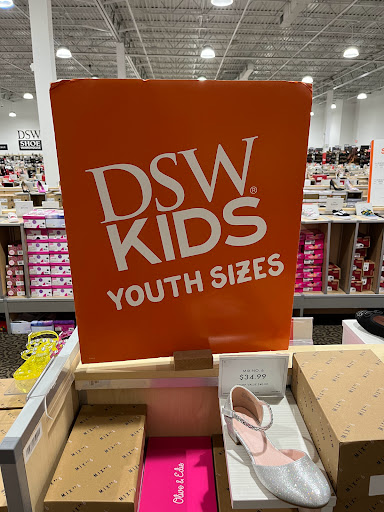 Shoe Store «DSW Designer Shoe Warehouse», reviews and photos, 375 E Altamonte Dr, Altamonte Springs, FL 32701, USA