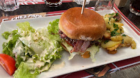 Hamburger du Restaurant de spécialités du sud-ouest de la France Chez Papa à Paris - n°2
