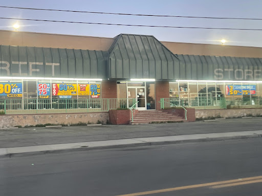 Thrift Store «Rad Thrift Store», reviews and photos