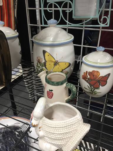 Thrift Store «United Cerebral Palsy», reviews and photos, 1454 Garnet Ave, San Diego, CA 92109, USA