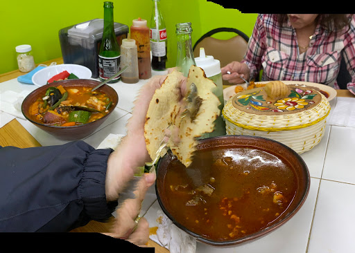 Flea Market «Fox Valley Flea Market», reviews and photos, 840 N State St, Elgin, IL 60123, USA