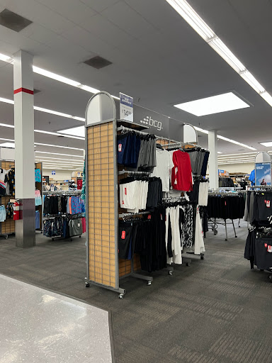 Sporting Goods Store «Academy Sports + Outdoors», reviews and photos, 5802 19th St, Lubbock, TX 79407, USA