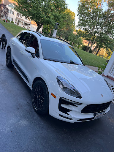 Used Car Dealer «Autobahn USA», reviews and photos, 88 Turnpike Rd, Westborough, MA 01581, USA