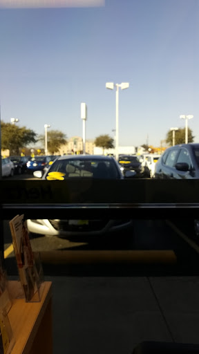 Used Car Dealer «Hertz Car Sales Mesquite», reviews and photos, 8640 E R.L. Thornton Fwy, Dallas, TX 75228, USA