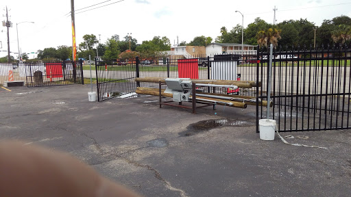 Garden Center «Eastham Do it Best Home Center», reviews and photos, 1200 N Alexander Dr, Baytown, TX 77520, USA