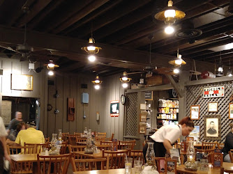 Cracker Barrel Old Country Store