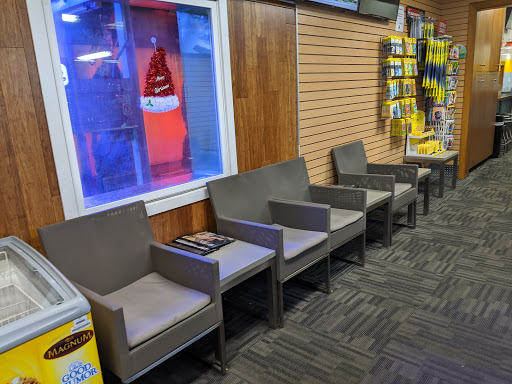 Car Wash «Washman Car Wash & Auto Spa», reviews and photos, 1530 NE Martin Luther King Jr Blvd, Portland, OR 97232, USA